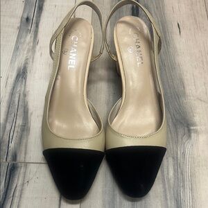 CC Cream and Black Slingback with Classic Two-Tone Design